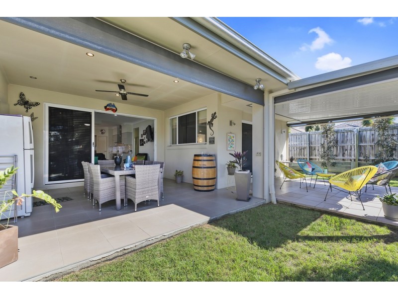 8 Player Street, North Lakes QLD 4509
