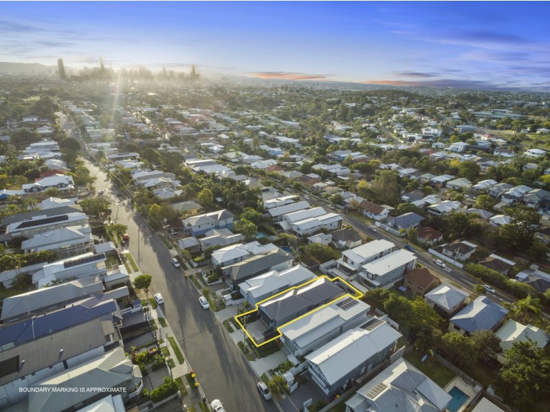 180 Mcilwraith Avenue, Norman Park QLD 4170