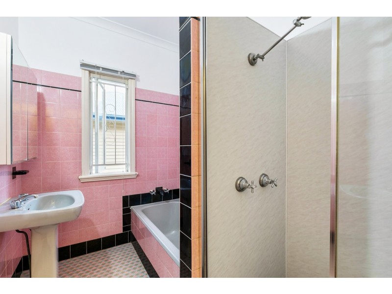 5 Pedley Street, Wavell Heights QLD 4012