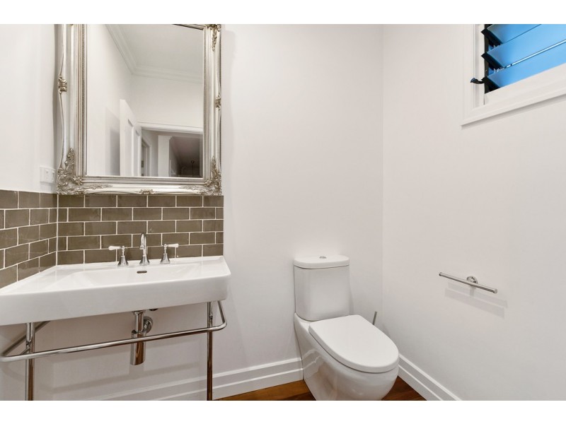 5 Pedley Street, Wavell Heights QLD 4012