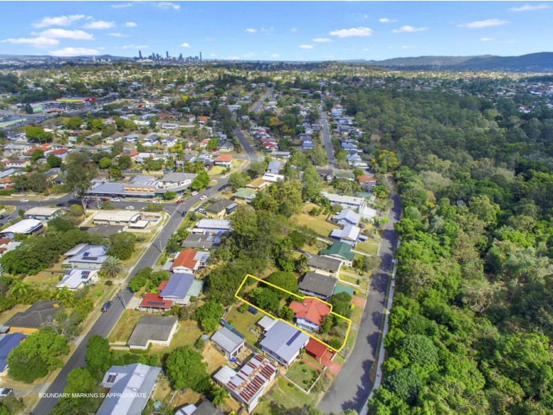 52 Shelgate Street, Chermside West QLD 4032