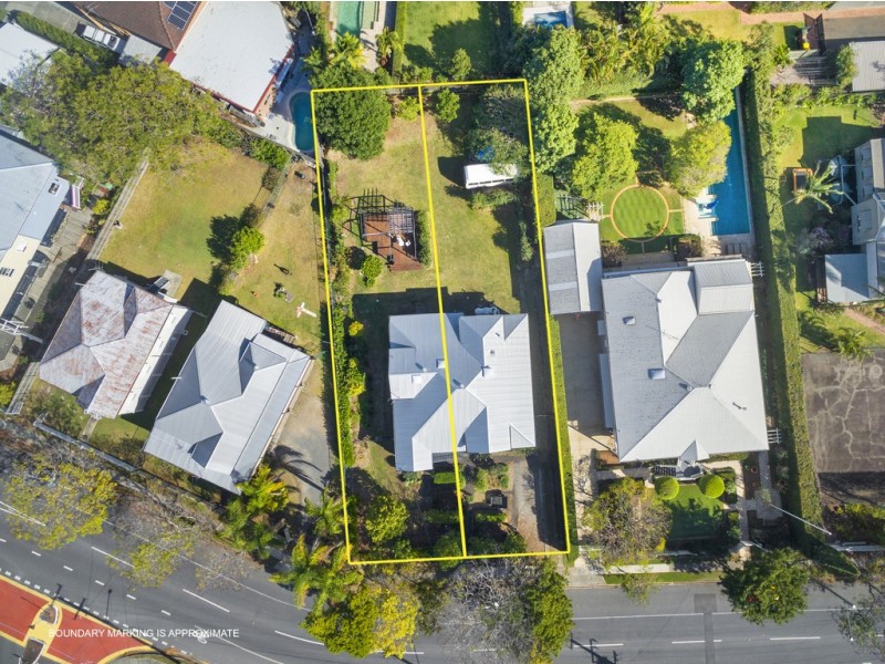 54 Kent Road, Wooloowin QLD 4030