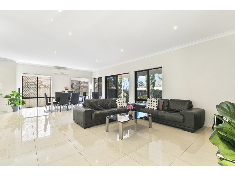 31 Roscommon Road, Boondall QLD 4034