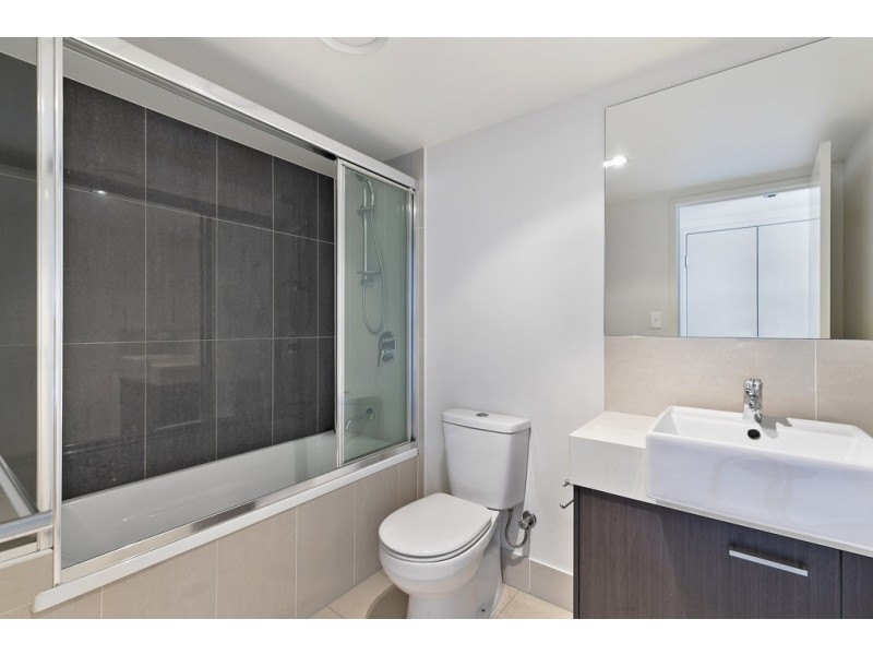 65/32 Agnes Street, Albion QLD 4010