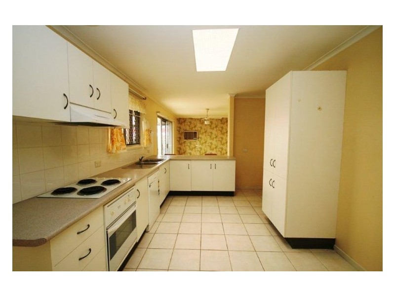 3 Murr Place, Chermside West QLD 4032