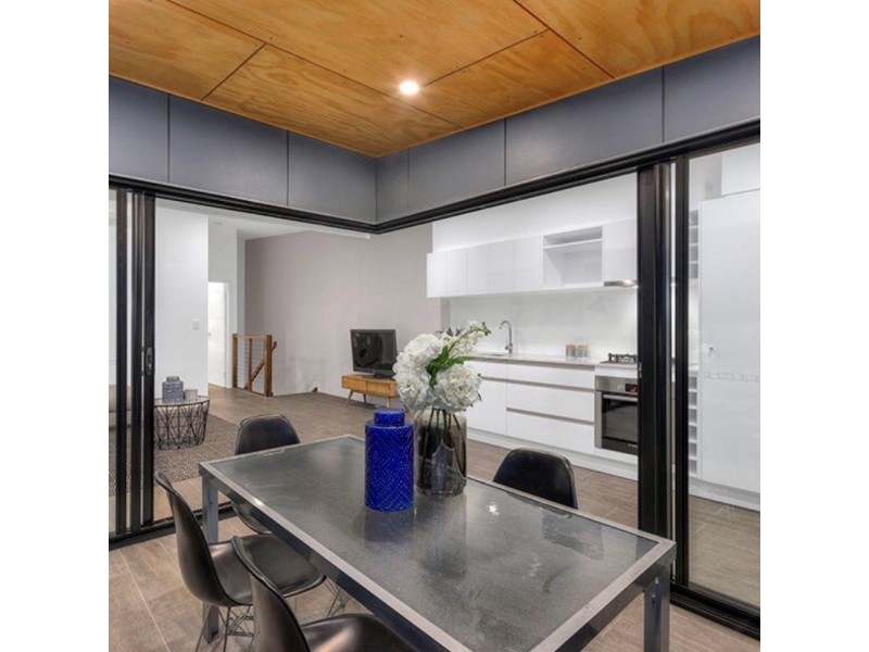 2/27 Bowen Street, Windsor QLD 4030