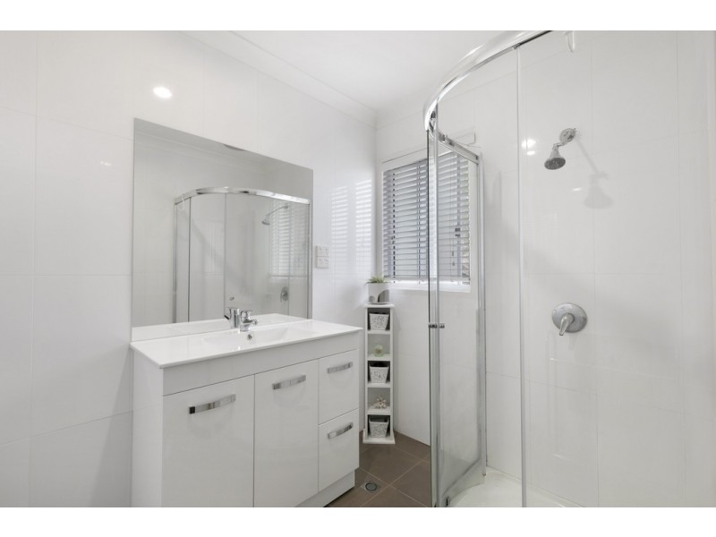 26 Ellerdale Street, Aspley QLD 4034