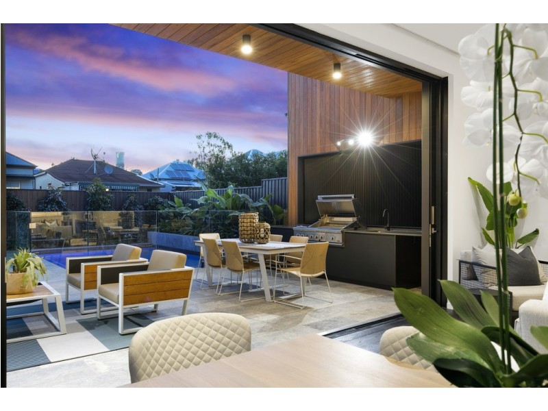 21 Hawthorne Street, New Farm QLD 4005