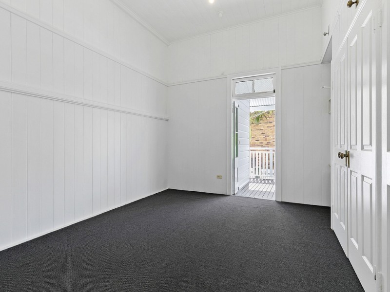 5 Oliver Street, Wooloowin QLD 4030