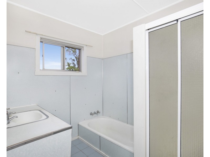 303 Kitchener Road, Stafford QLD 4053