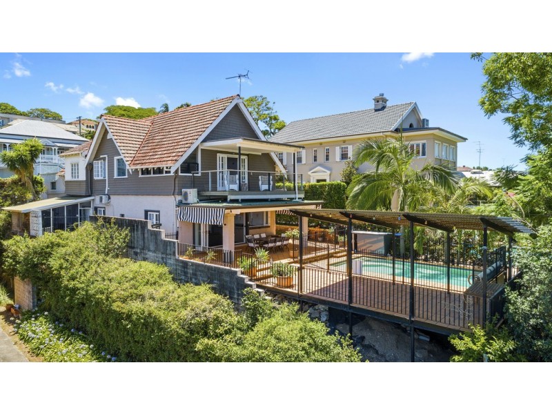 70 Markwell Street, Hamilton QLD 4007