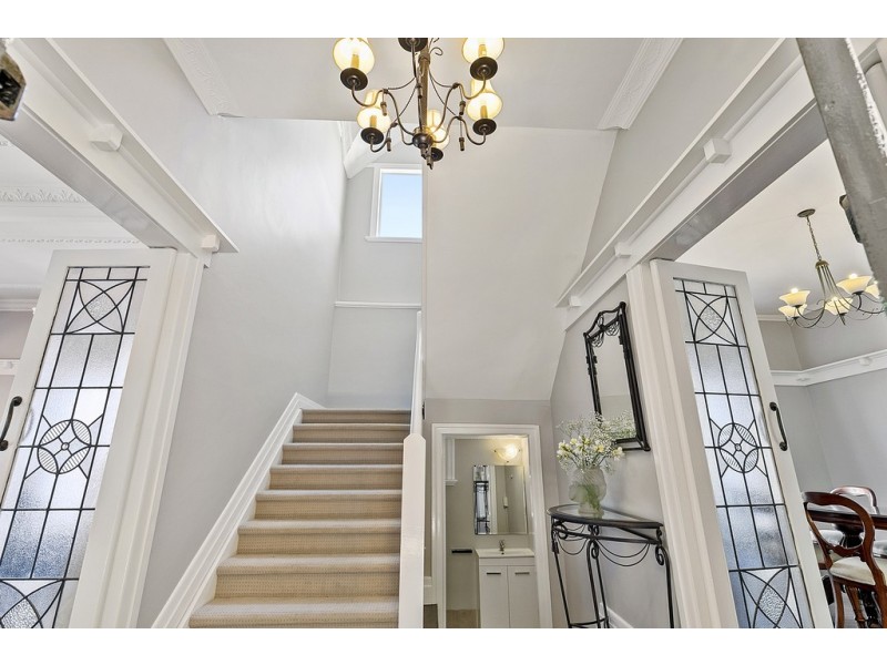 70 Markwell Street, Hamilton QLD 4007