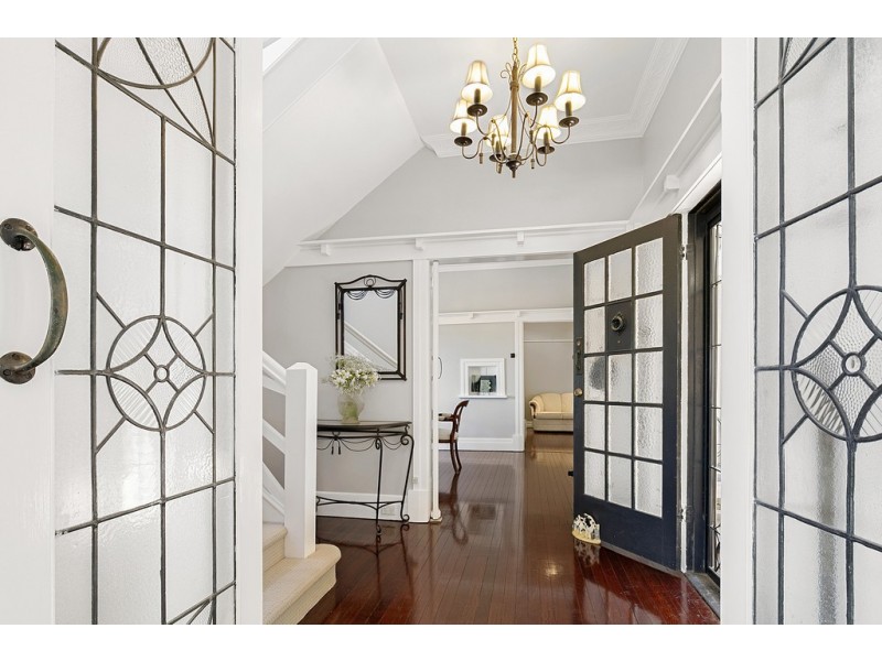 70 Markwell Street, Hamilton QLD 4007