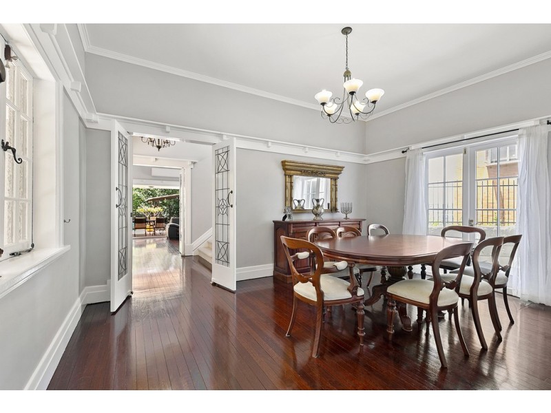 70 Markwell Street, Hamilton QLD 4007