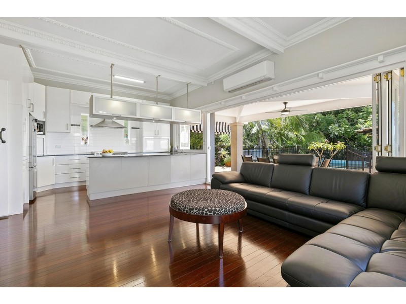 70 Markwell Street, Hamilton QLD 4007