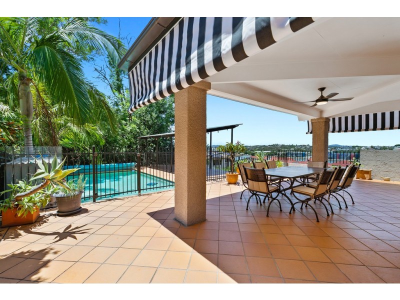 70 Markwell Street, Hamilton QLD 4007