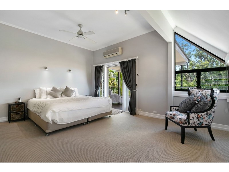 70 Markwell Street, Hamilton QLD 4007