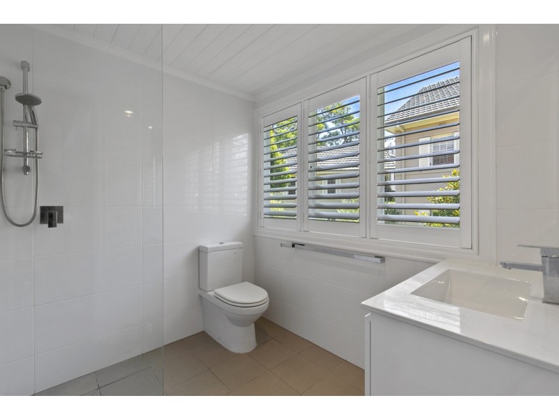 70 Markwell Street, Hamilton QLD 4007