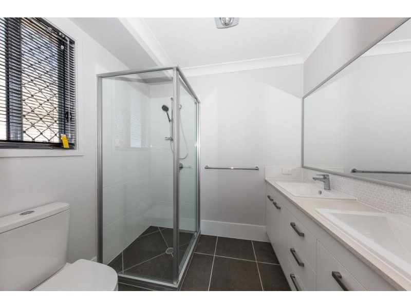 25 Comanche Street, Newport QLD 4020