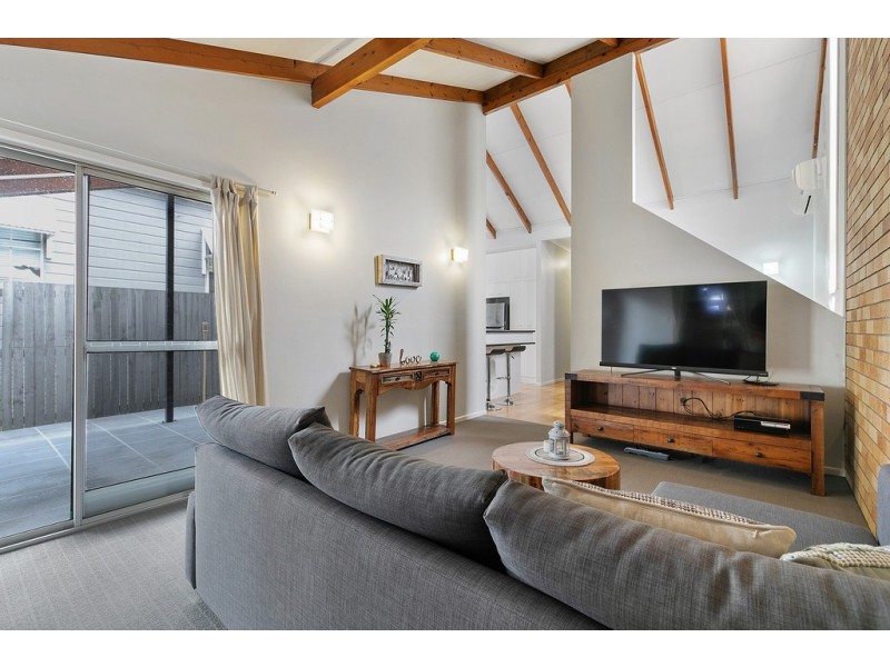 15 Birkbeck Street, Albion QLD 4010