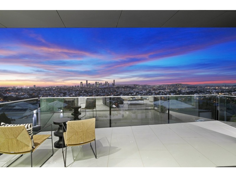 15 Wentworth Parade, Balmoral QLD 4171