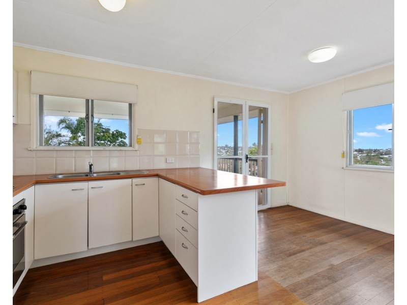 77 Webb Street, Stafford QLD 4053