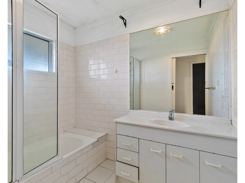 77 Webb Street, Stafford QLD 4053