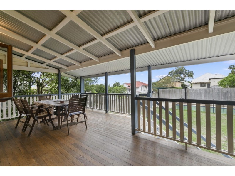 12 Rigby Street, Wooloowin QLD 4030