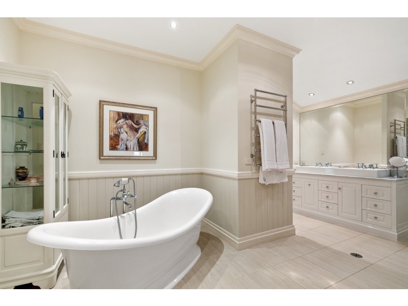 23 Wren Street, Ascot QLD 4007