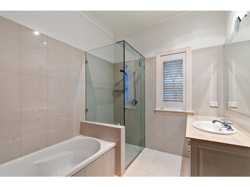 23 Wren Street, Ascot QLD 4007