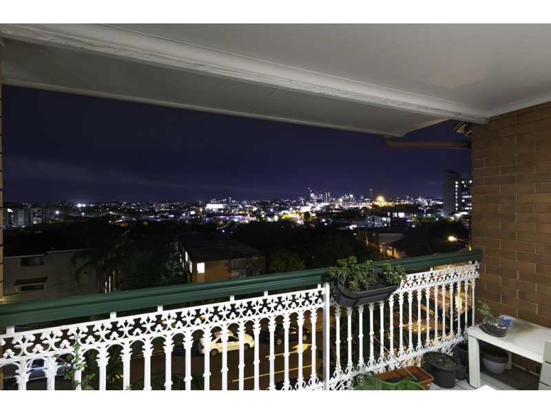 11/4-8 Little Street, Albion QLD 4010