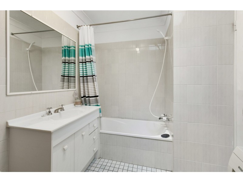 11/4-8 Little Street, Albion QLD 4010