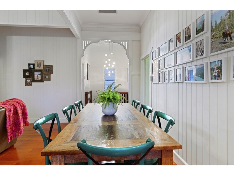 31 Almond Street, Northgate QLD 4013