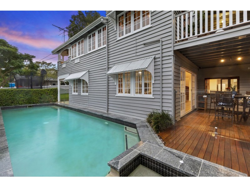 31 Almond Street, Northgate QLD 4013