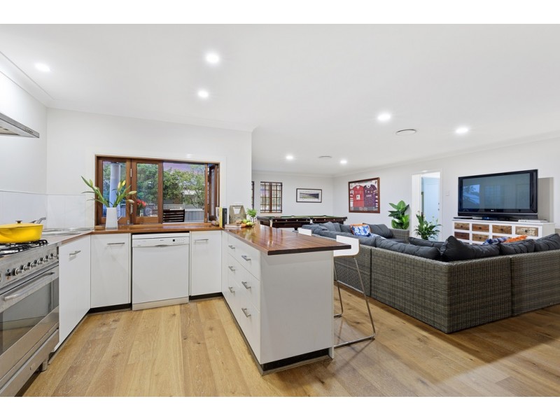 31 Almond Street, Northgate QLD 4013