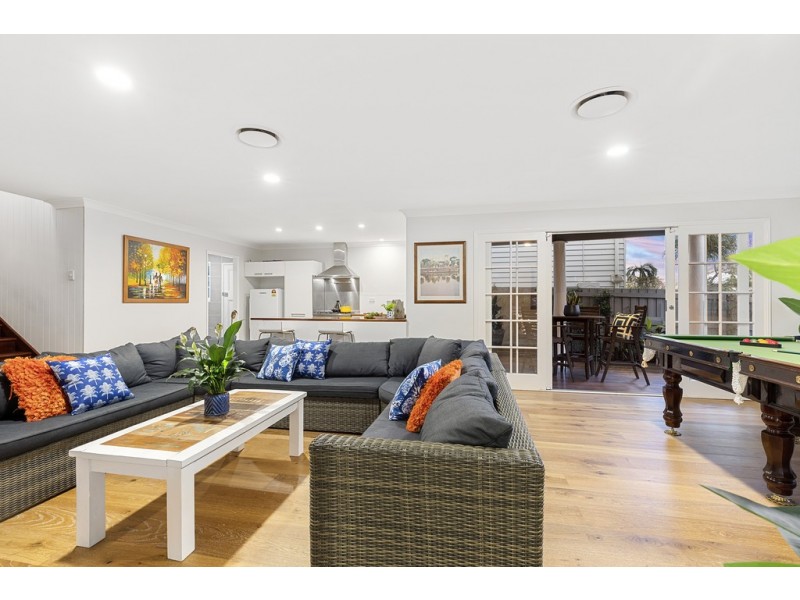 31 Almond Street, Northgate QLD 4013