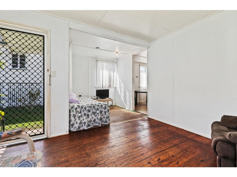 314 Scarborough Road, Scarborough QLD 4020