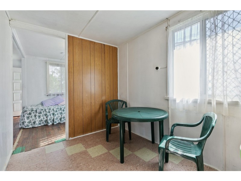 314 Scarborough Road, Scarborough QLD 4020