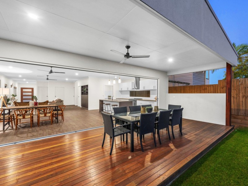 89 Erica Street, Cannon Hill QLD 4170