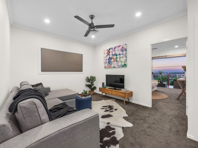 89 Erica Street, Cannon Hill QLD 4170