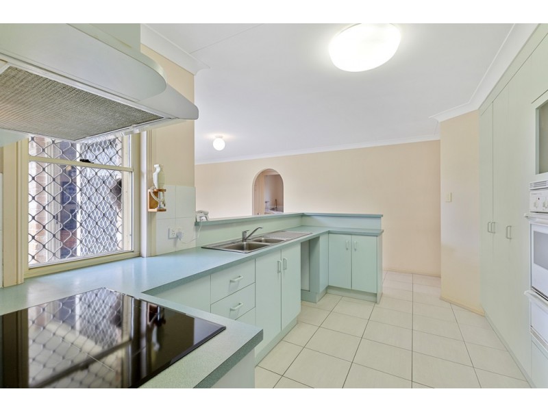 22 Pin Oak Crescent, Victoria Point QLD 4165