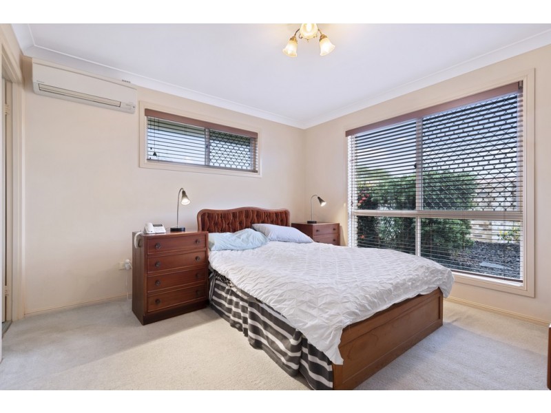 22 Pin Oak Crescent, Victoria Point QLD 4165