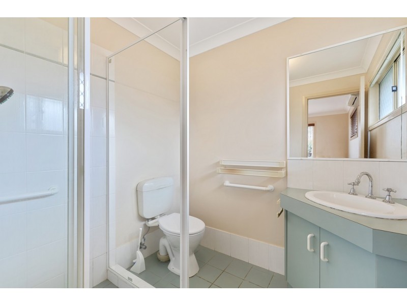 22 Pin Oak Crescent, Victoria Point QLD 4165