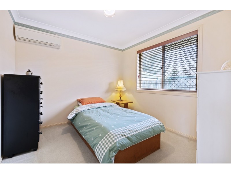 22 Pin Oak Crescent, Victoria Point QLD 4165