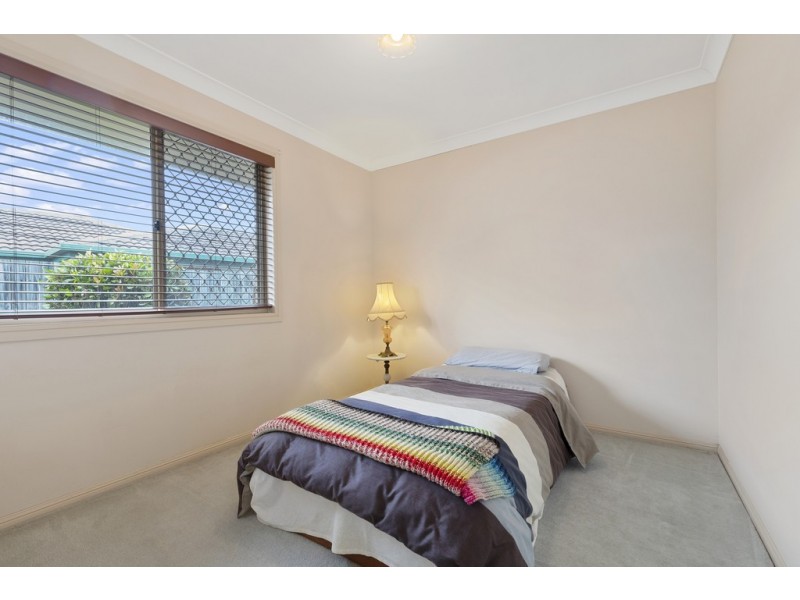 22 Pin Oak Crescent, Victoria Point QLD 4165