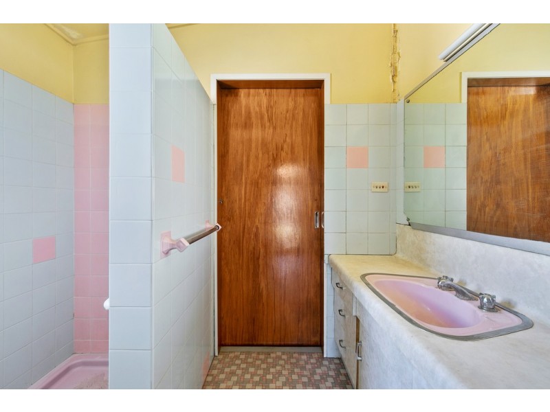 12 Anstey Street, Albion QLD 4010