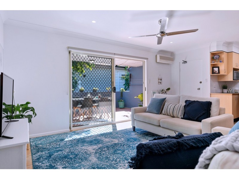 8/10 Widdop Street, Clayfield QLD 4011