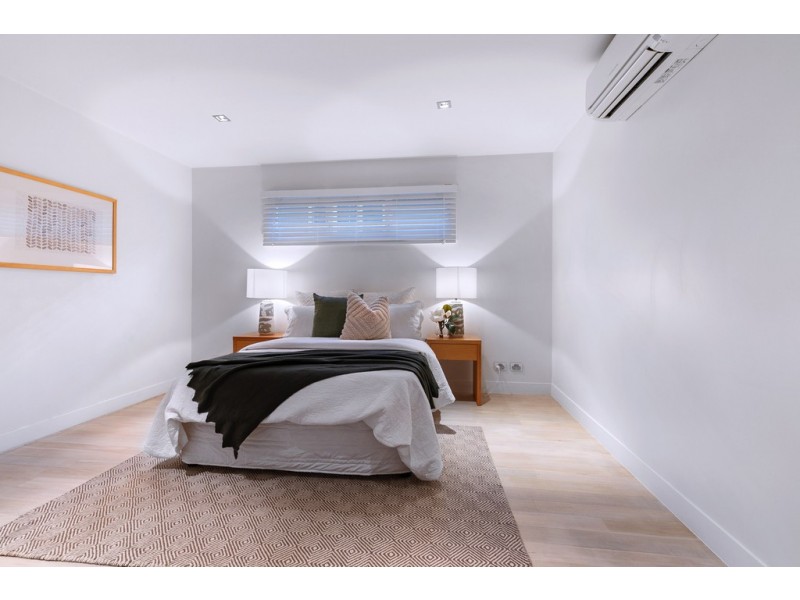 14 Joynt Street, Hamilton QLD 4007