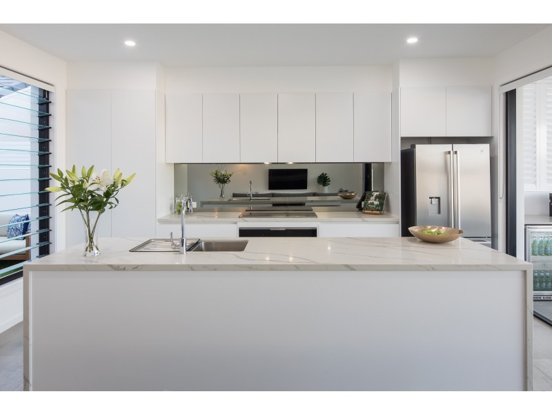 24 Seacrest Court, Raby Bay QLD 4163