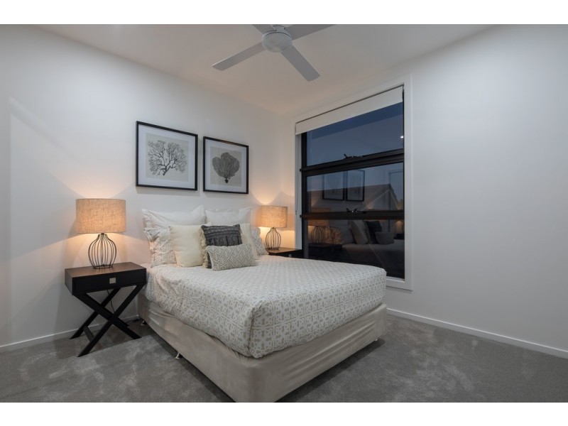 24 Seacrest Court, Raby Bay QLD 4163